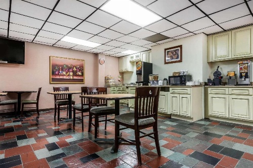 Quality Inn & Suites Binghamton Vestal image 15