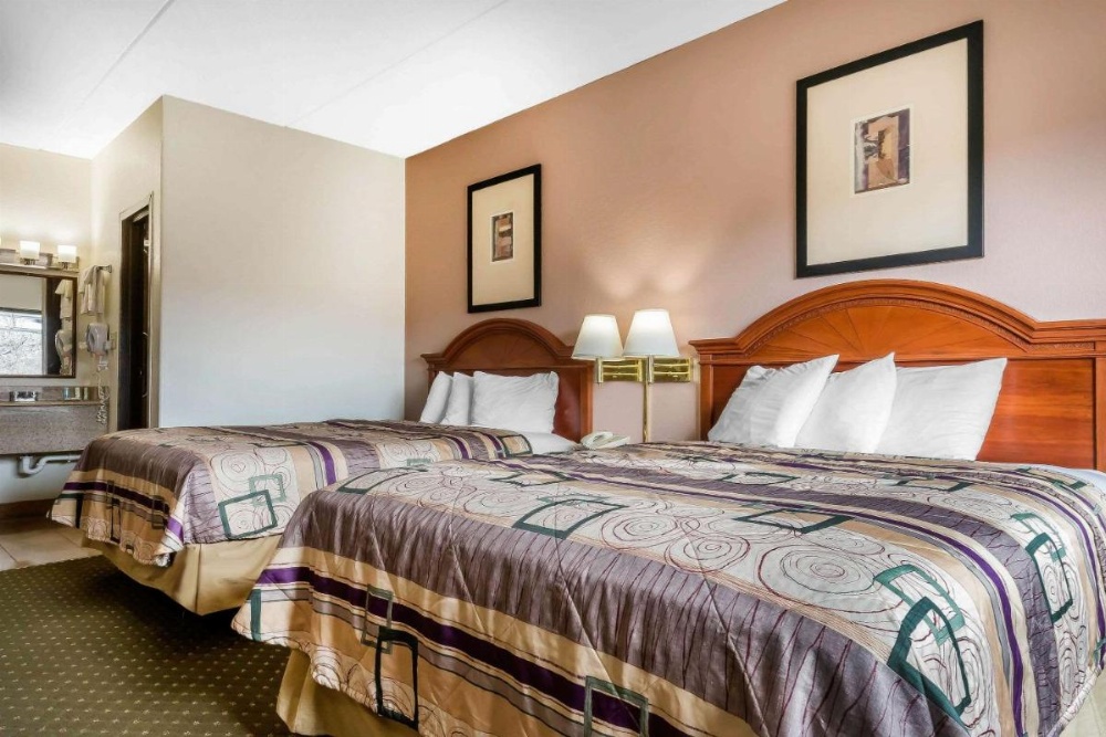 Room image 2
